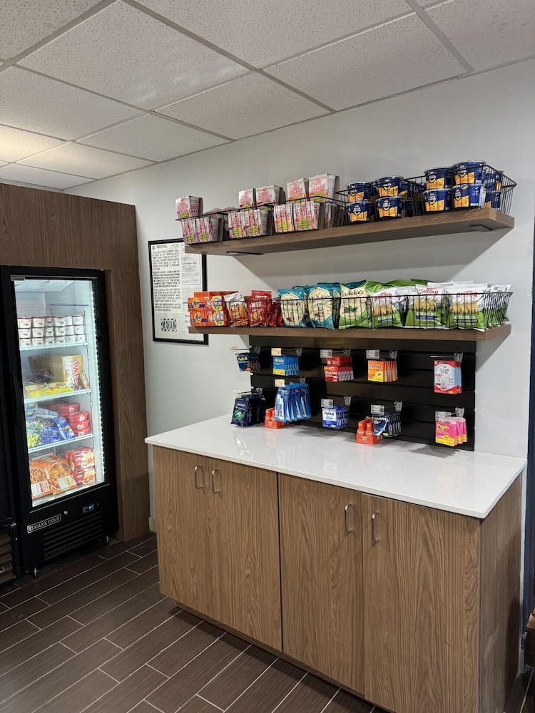 Holiday Inn Express Denver Central North by IHG - photo 46
