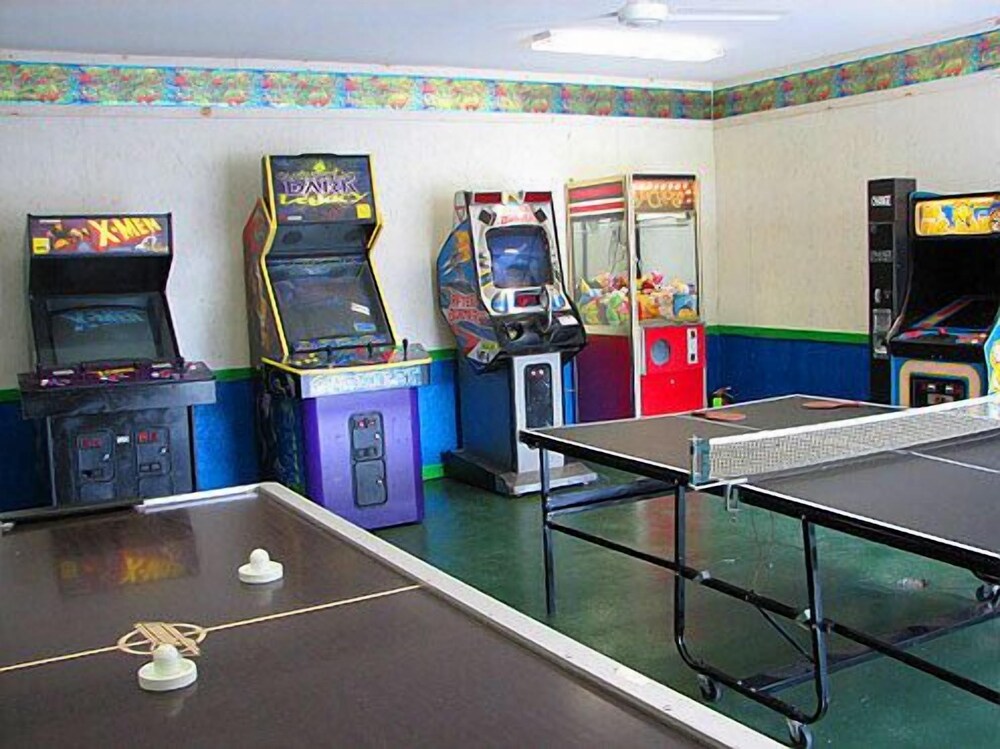 Colonel Williams Resort and Suites - photo 9