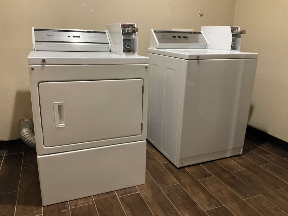 Yorktown Inn And Suites - photo 83