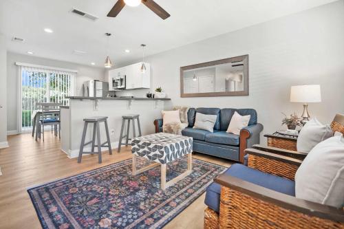 Secret Cottage 10 min to DT Dogs OK BBQ Parking — 4-Star Luxury Hotel in Saint Augustine, United States