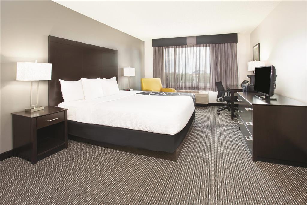 La Quinta by Wyndham Denver Englewood Tech Center - photo 21
