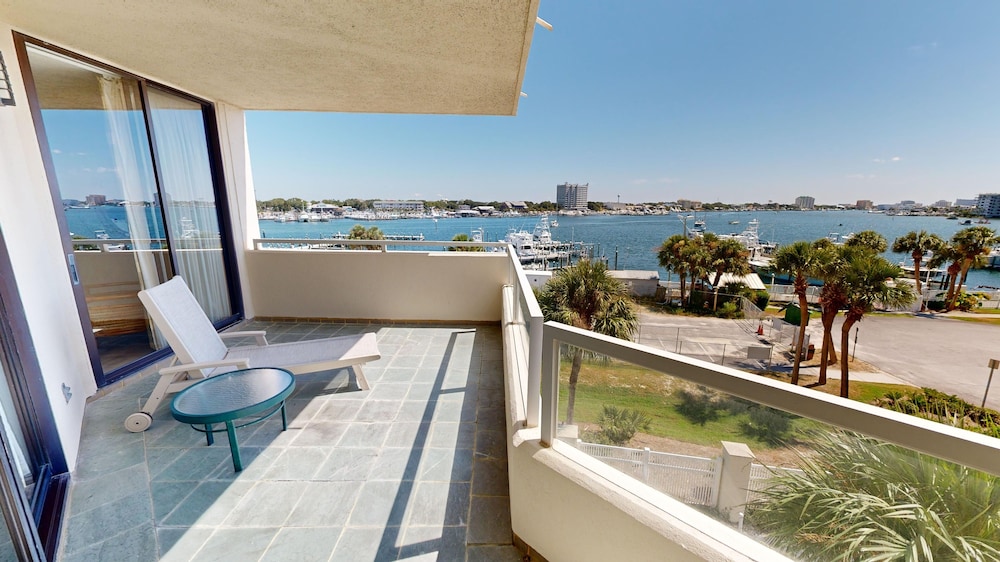 East Pass Towers 304 3 Bedroom Condo by RedAwning Destin - photo 40