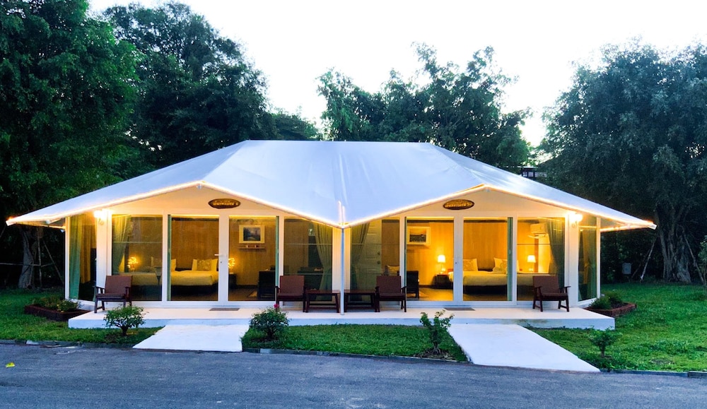 Resort Huangchui Baan Phu Khao — Muak Lek