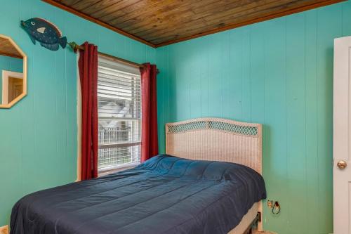 Papas Place by Oak Island Accommodations - photo 26