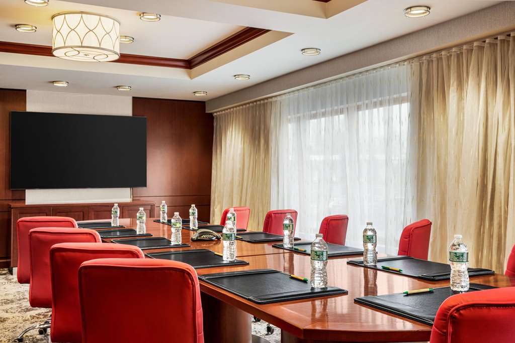 Viana Hotel and Spa Trademark Collection by Wyndham - photo 39