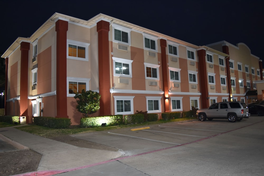 Baymont by Wyndham Dallas Love Field - photo 28
