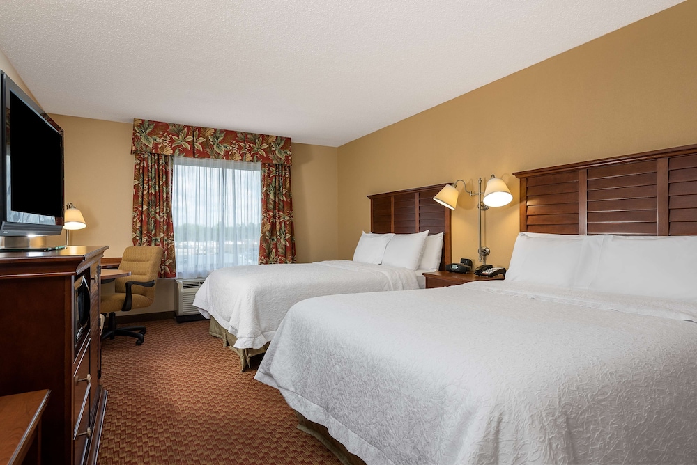 Hampton Inn & Suites Florence North I 95 - photo 18