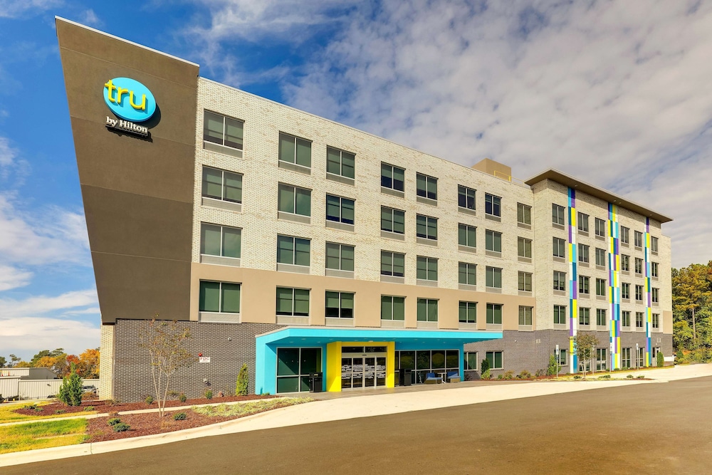 Tru by Hilton Raleigh Garner - featured photo