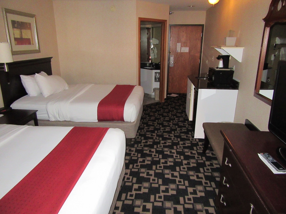 Express Suites Riverport Inn & Suites - photo 6