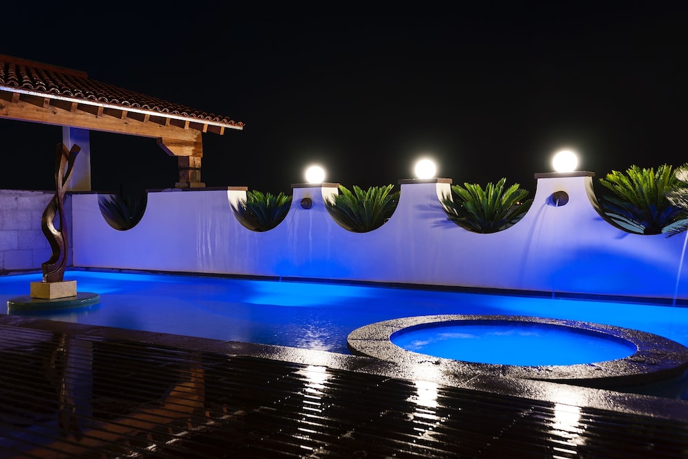 Rooftop pool