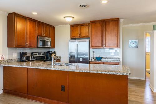 A Beach Music Paradise Too by Oak Island Accommodations - photo 29