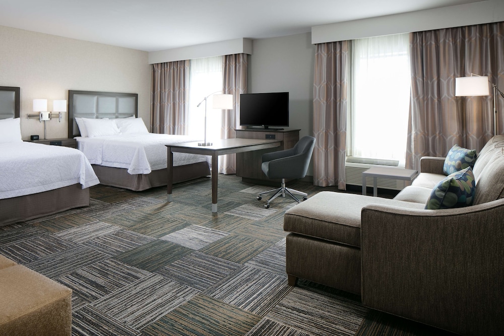 Hampton Inn & Suites Mason City - photo 9