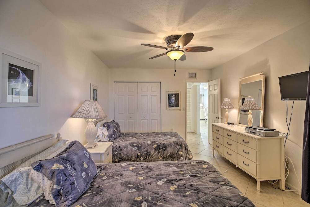 Luxe Beachfront Family Condo w Resort Amenities - photo 18