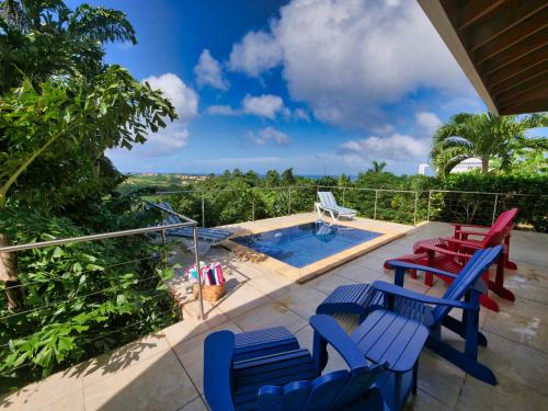 Spectacular Luxury Rental With Ocean Views And Private Pool — 4-Star Luxury Hotel in French Harbor, Honduras