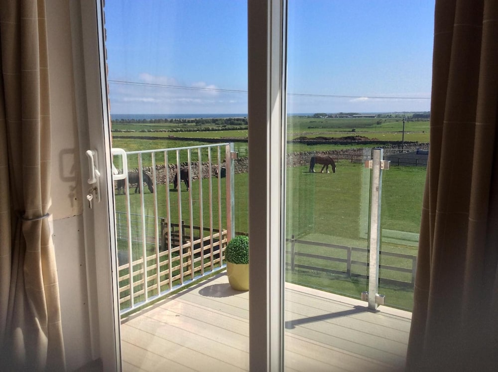 Springwood B&B — 5-Star Luxury Hotel in Seahouses, United Kingdom