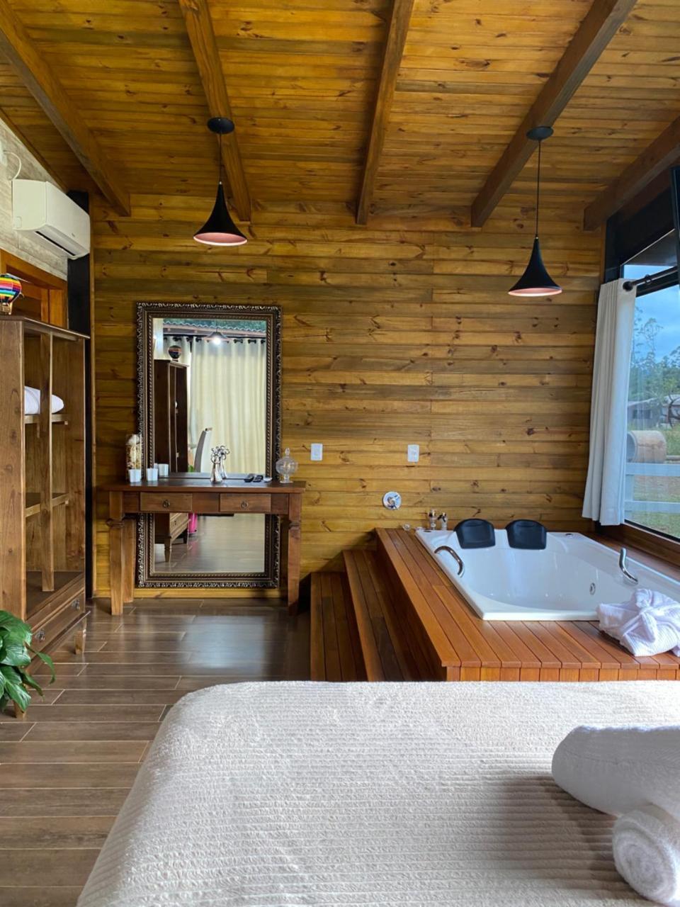 Cabana Flor de Cactos in Praia Grande, Brasil