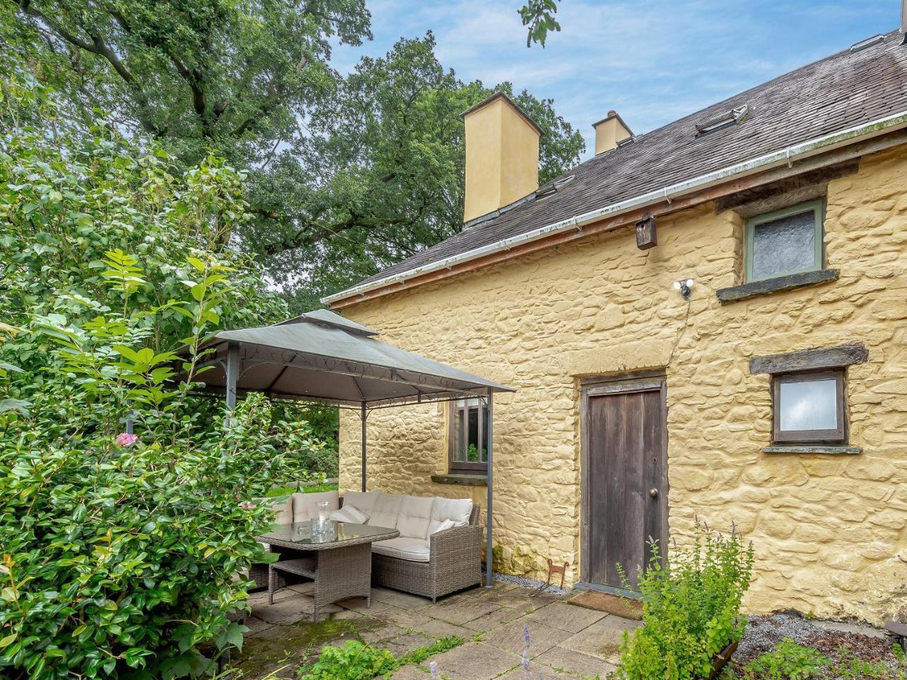Ynywsen Dairy Flat — hotel in Llanfynydd
