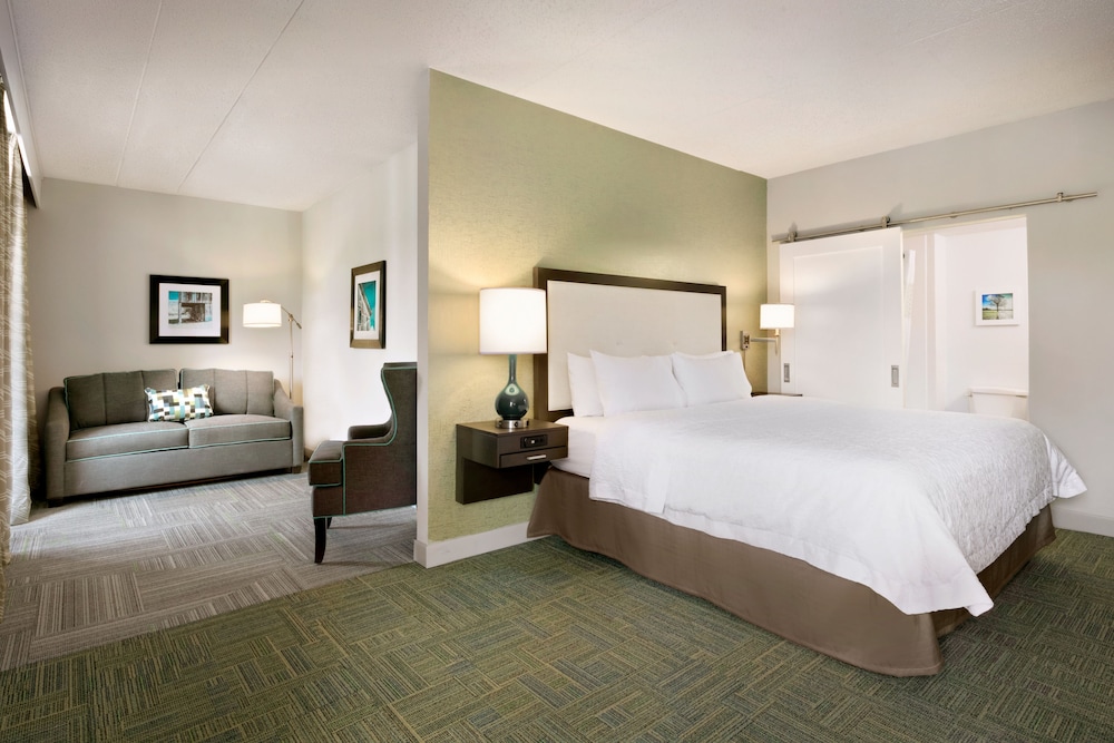 Hampton Inn Reading Wyomissing - photo 14