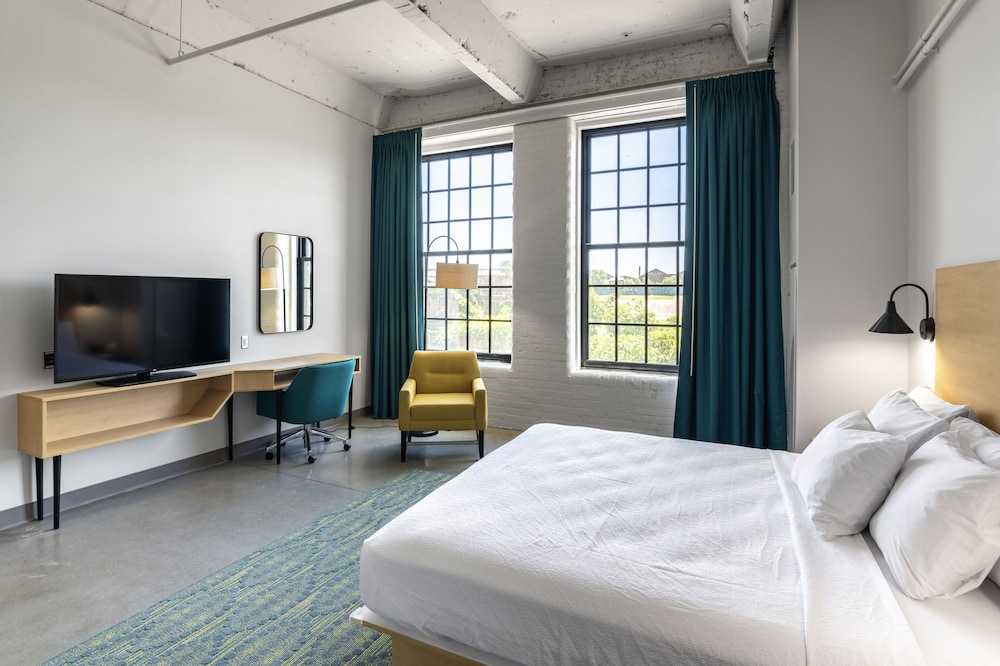 The Warehouse Hotel at Champion Mill - photo 9