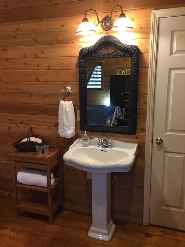 The Claiborne Bed and Breakfast - photo 24