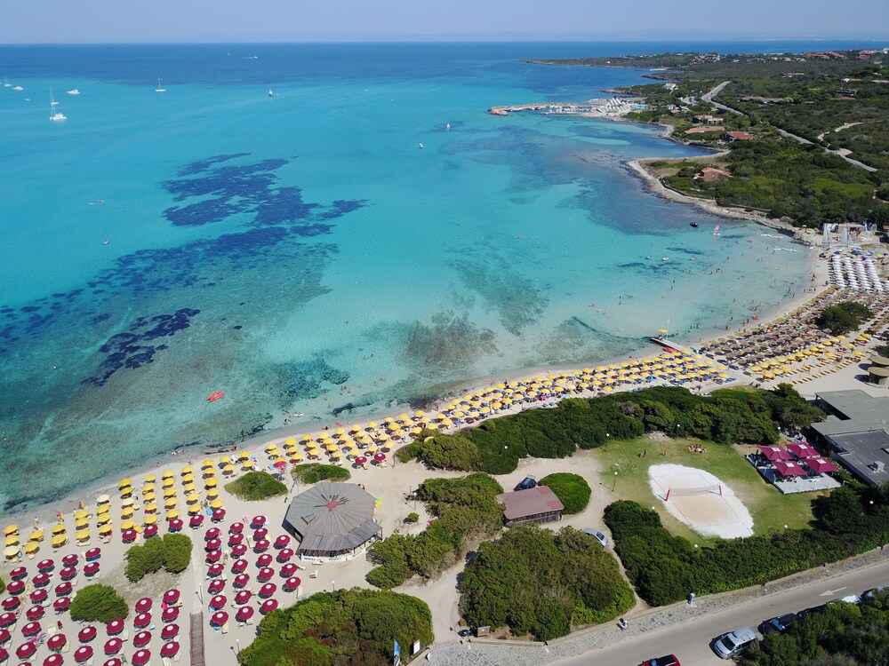 Club Esse Roccaruja — 4-Star Luxury Hotel in Stintino, Italy
