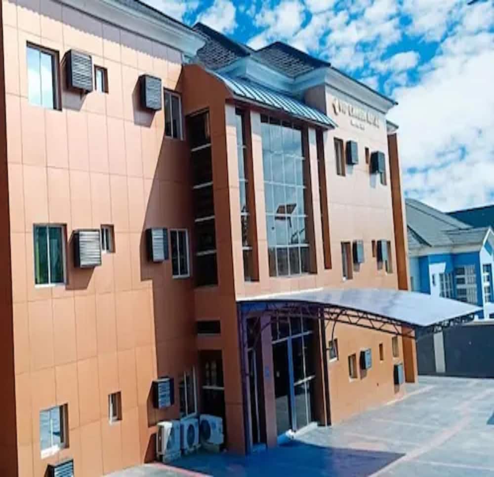 Viclawson Royal Hotel - last minute hotel in Abuja