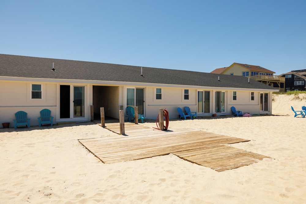 Dolphin Oceanfront Motel - photo 64