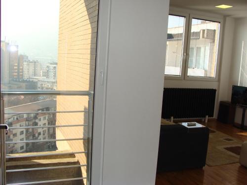 Skopje Holiday'n'deluxe Suites — 4-Star Luxury Hotel in Skopje, Republic of Macedonia