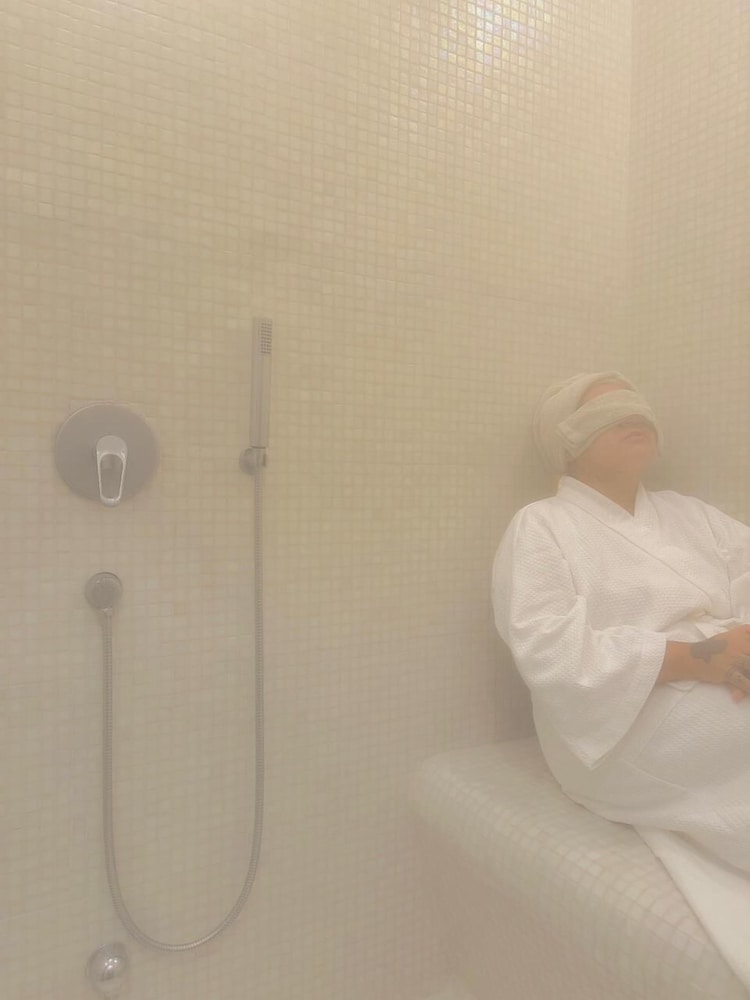 Steam room