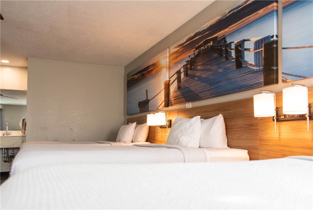 Days Inn by Wyndham Troy - photo 24