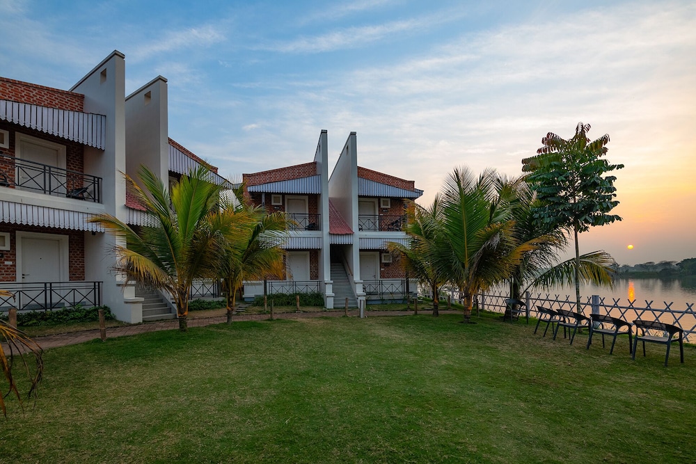 Jalchhabi Hotel And Resort Murshidabad in Murshidabad, India