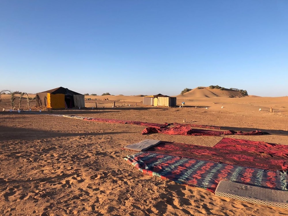 Bivouac Bader Monika Erg Lihoudi in Mhamid, Morocco