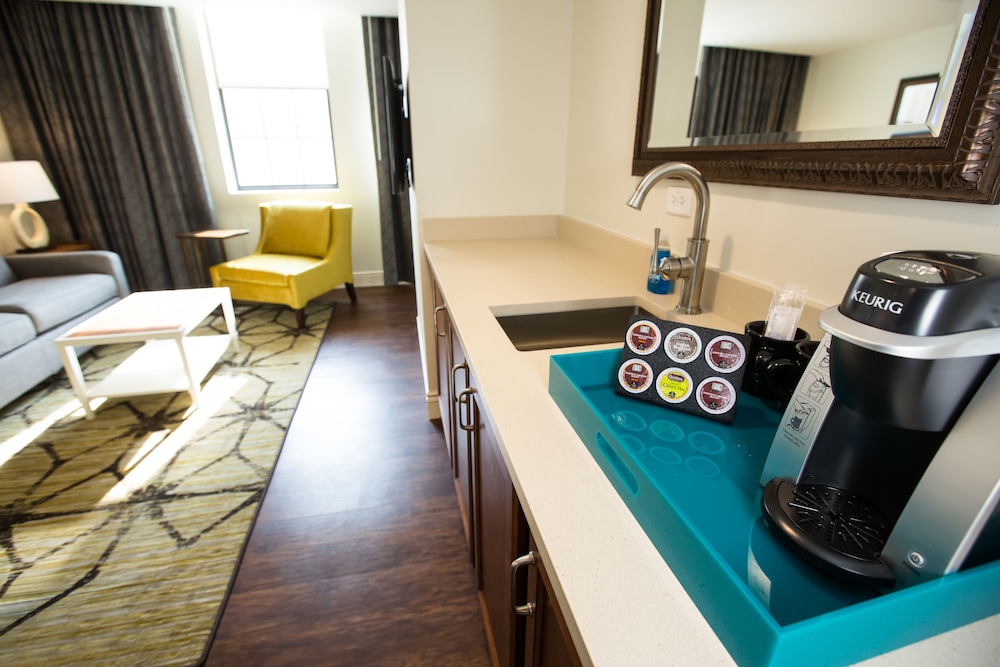 Hotel Indigo Baltimore Downtown by IHG - photo 19