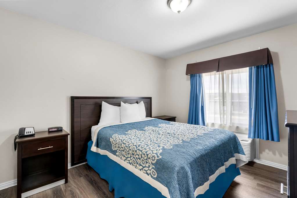 Econo Lodge Panguitch near Bryce Canyon - photo 13