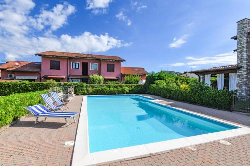 Gardaliva Home & Garden by Garda Fewo — 4-Star Luxury Hotel in Manerba Del Garda, Italy