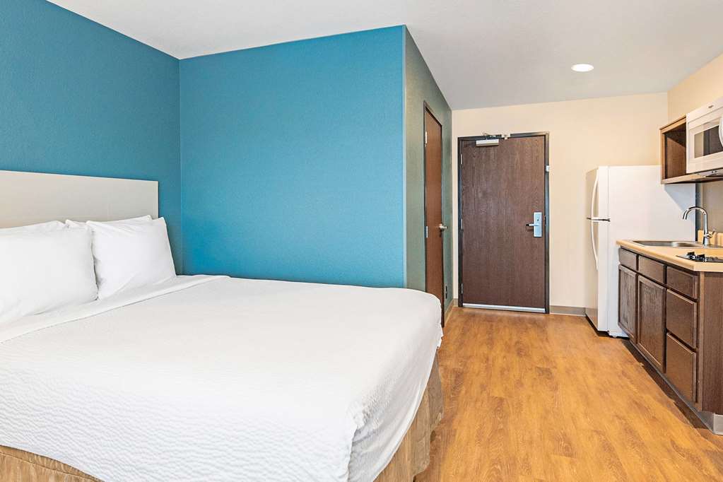 WoodSpring Suites Reno Sparks - photo 17