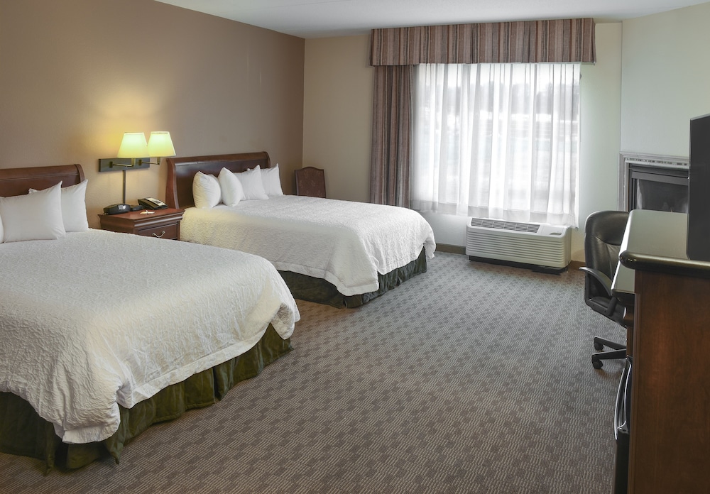 Hampton Inn & Suites Youngstown Canfield - photo 7