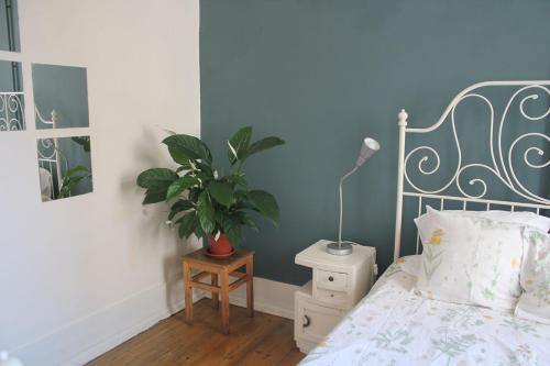 Jardim de Santos Hostel — 5-Star Luxury Hotel in Lisbon, Portugal