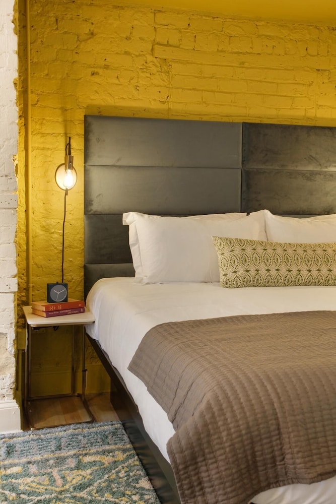 The Present Hotel - photo 36
