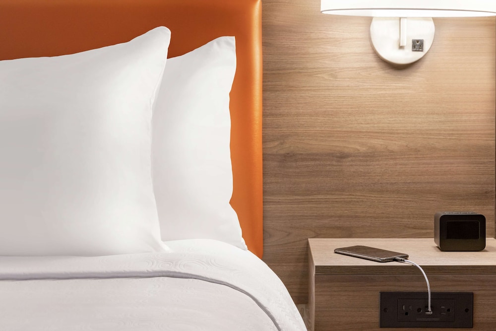 Home2 Suites by Hilton Greece Rochester - photo 17