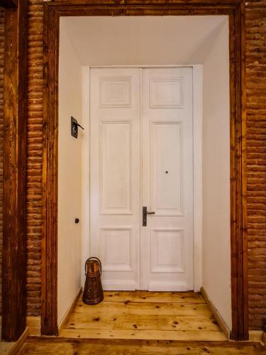 SoLoLiKE Appartment with Balcony N 24