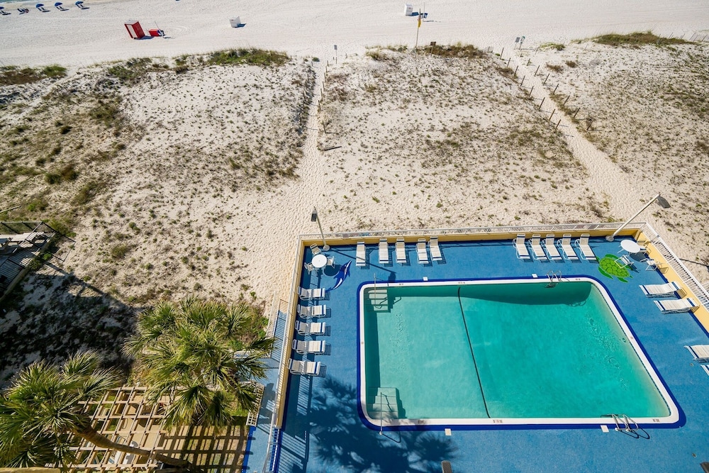 Driftwood Towers 6d 2 Bedroom Condo - photo 15