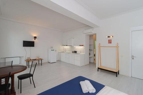 Super Central and Cozy Apartment Next to Stamba