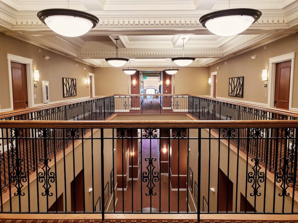 Staybridge Suites Baltimore Inner Harbor by IHG - photo 105