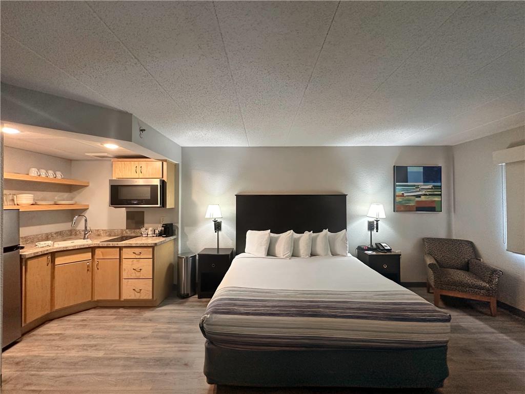 AmericInn by Wyndham Menominee - photo 22