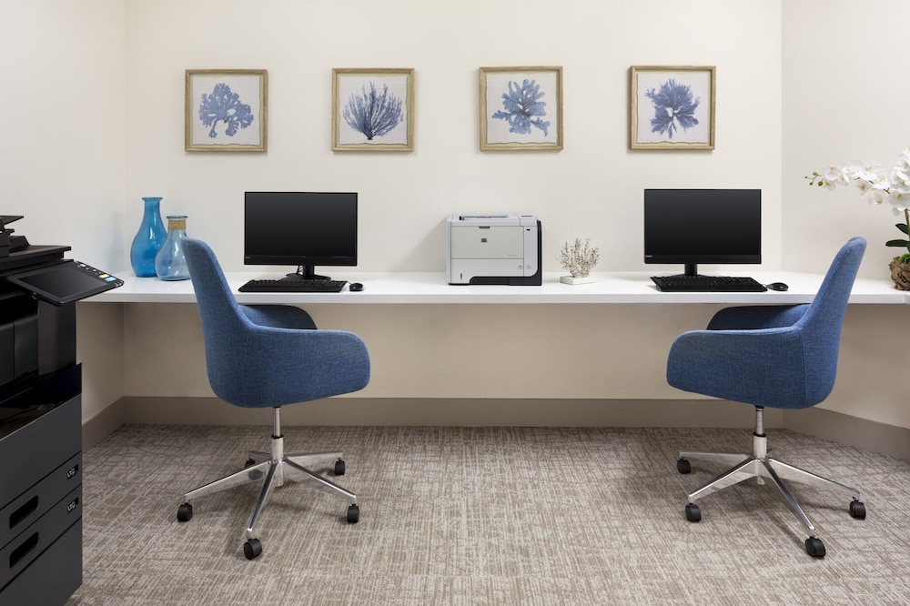 Hilton Garden Inn Miami Airport West - photo 24