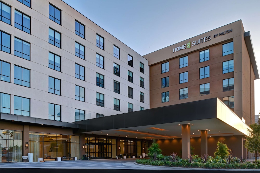 Hilton Garden Inn Anaheim Resort - photo 62