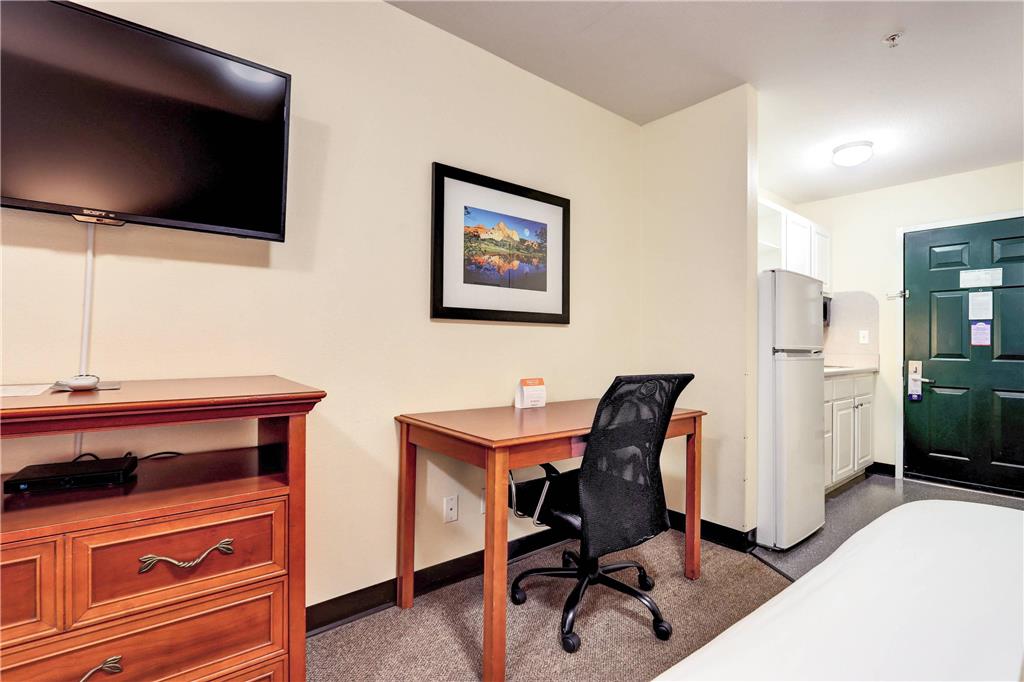 Suburban Studios Westminster Denver North - photo 12