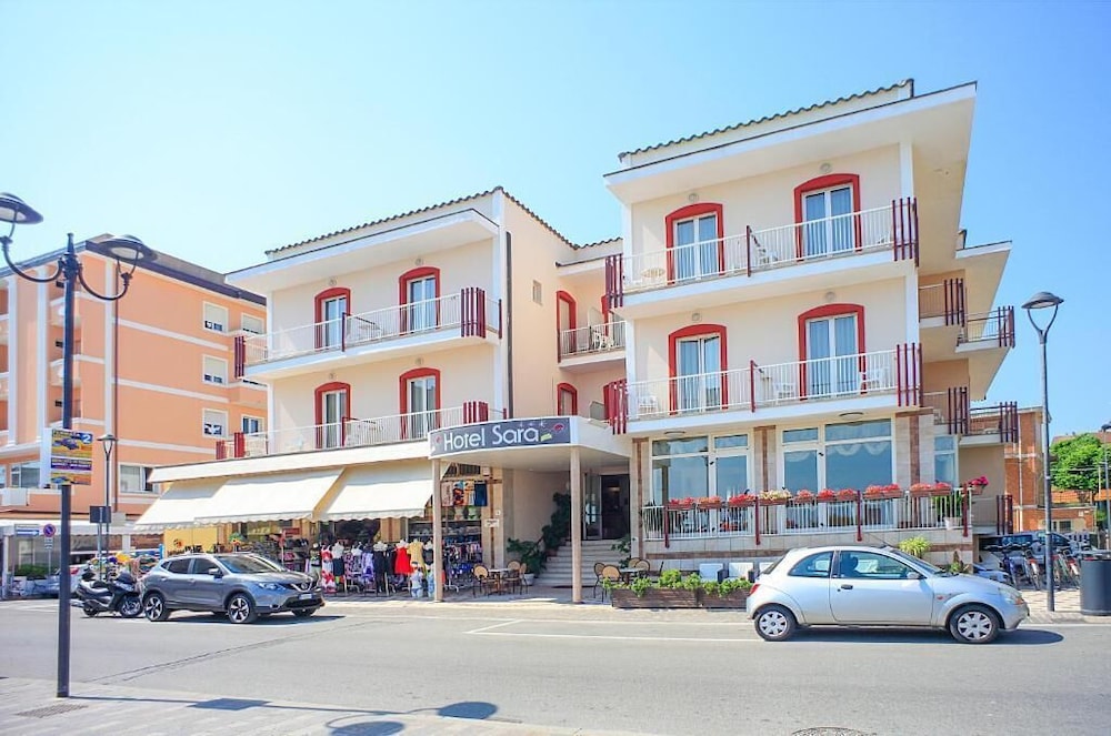Hotel Sara - last minute hotel in Rimini