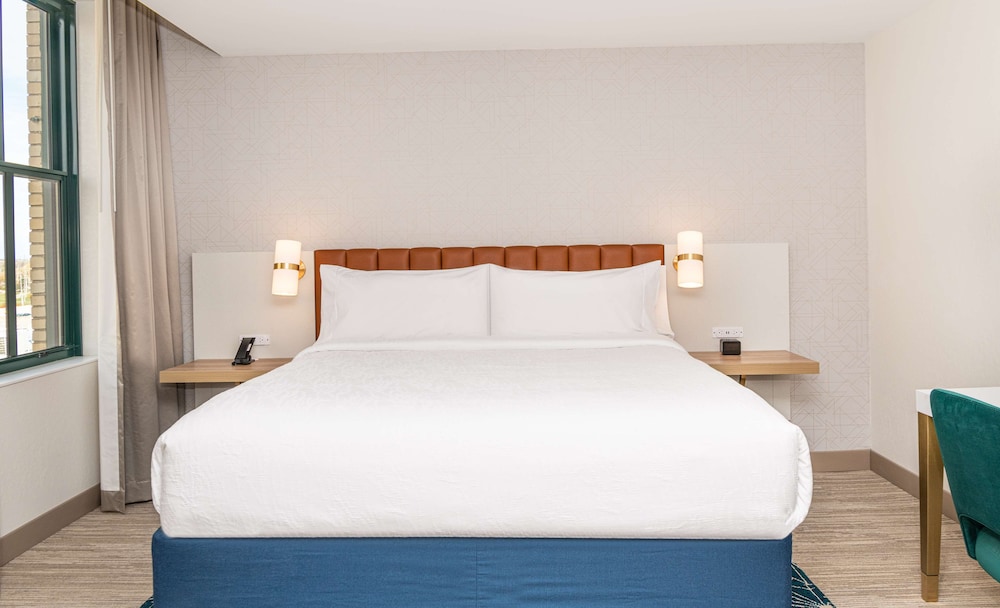 Hilton Garden Inn Flint Downtown - photo 5